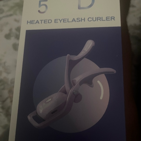 IDN Heated Eyelash Curlers with 3 Heating Modes Compact Making Easy to Use Tools - Picture 7 of 7